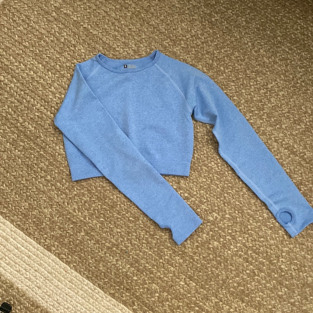 long sleeve workout shirt